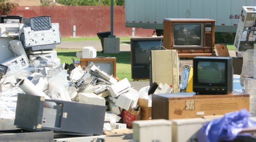 Choosing the right waste removal service in Millbank
